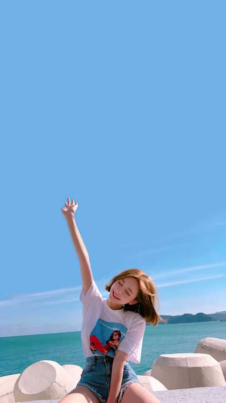 2017年总决赛第二场:骑士在主场以多点开花战术击败勇士,勒布朗贡献33分和11个篮板,带队暂时领先。